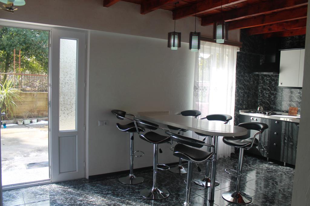 Guest House Maxim Makhindzsauri Kültér fotó