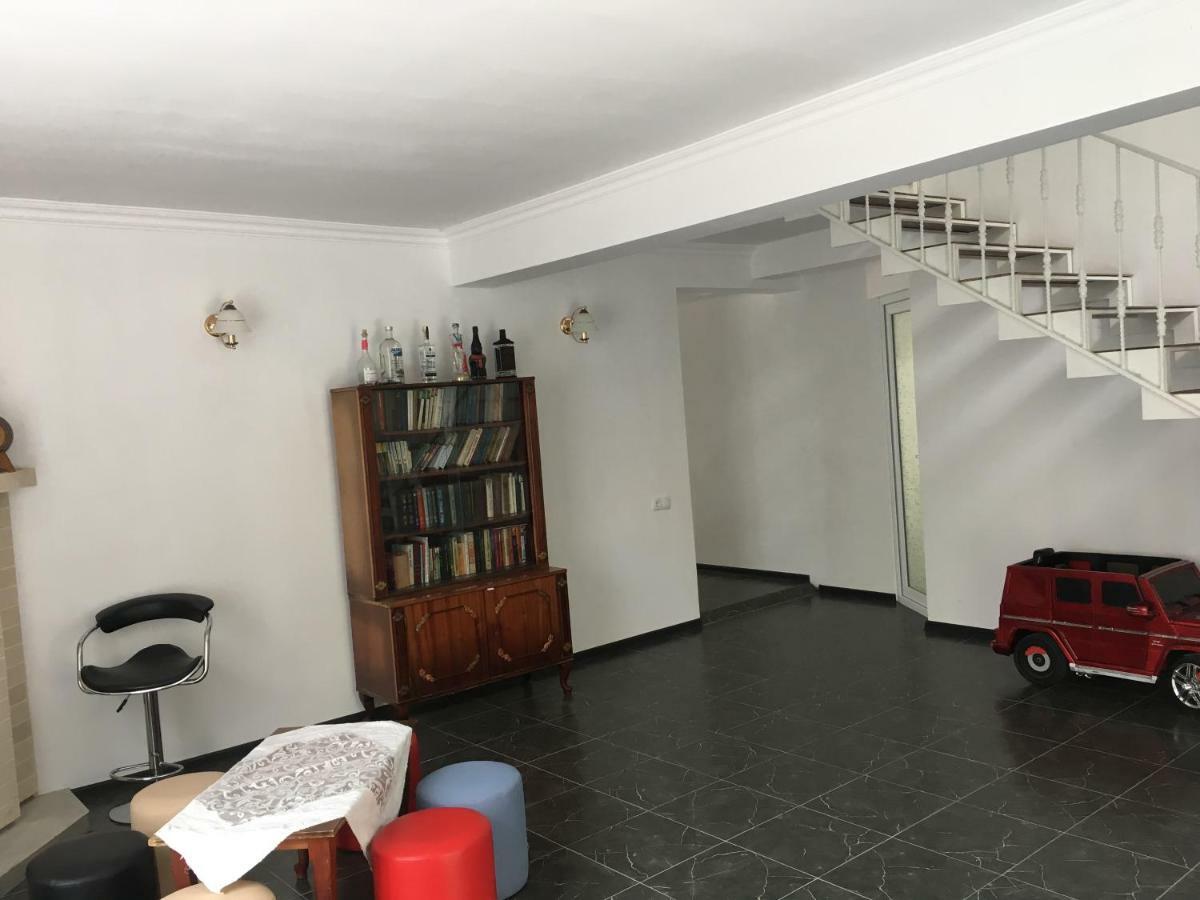 Guest House Maxim Makhindzsauri Kültér fotó
