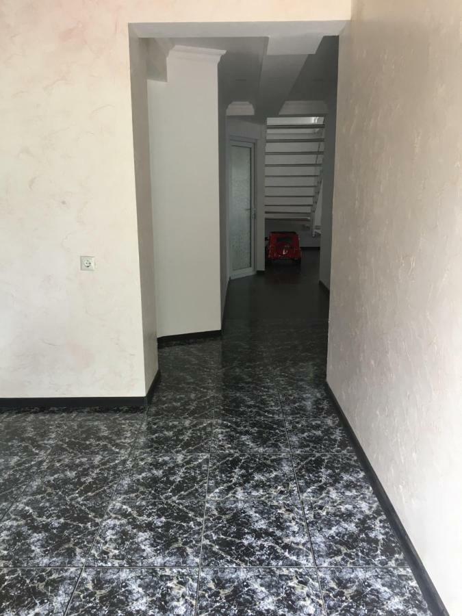 Guest House Maxim Makhindzsauri Kültér fotó